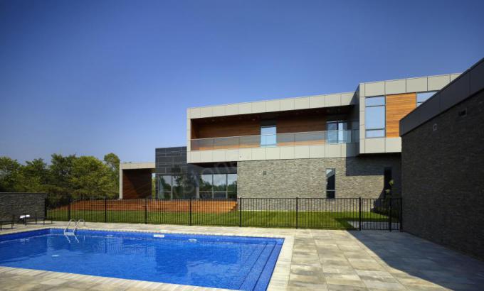 Natural Stacked Stone for Walls Around Pool Environment